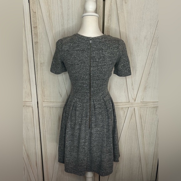 Madewell 1937 Grey Heathered Knit Fit Flare Mini Dress Short Sleeve Zip women XS - Picture 2 of 8